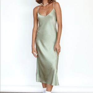 aritzia pale green maxi dress Wilfred XS